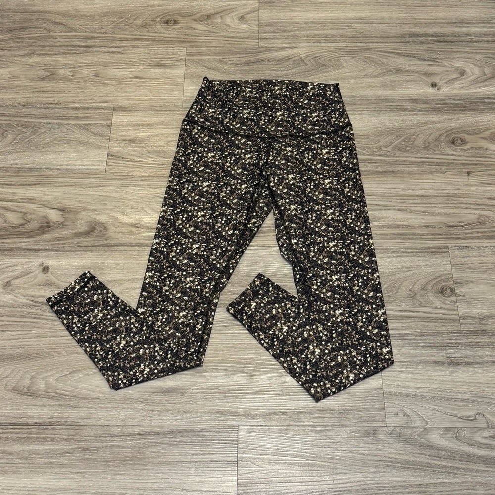 Lululemon Shine Tight – Sequin Print – Size 8
